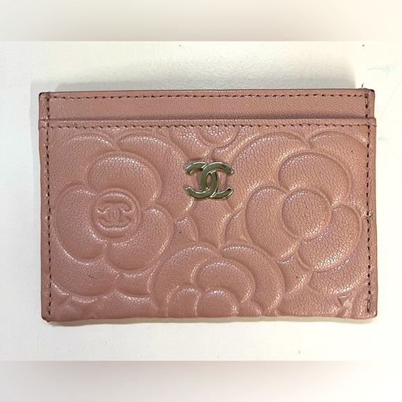 Authentic Chanel card holder - Picture 1 of 2